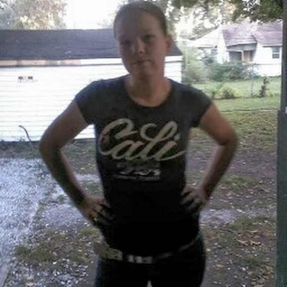 Meet your Posher, Michelle - Picture 1 of 1